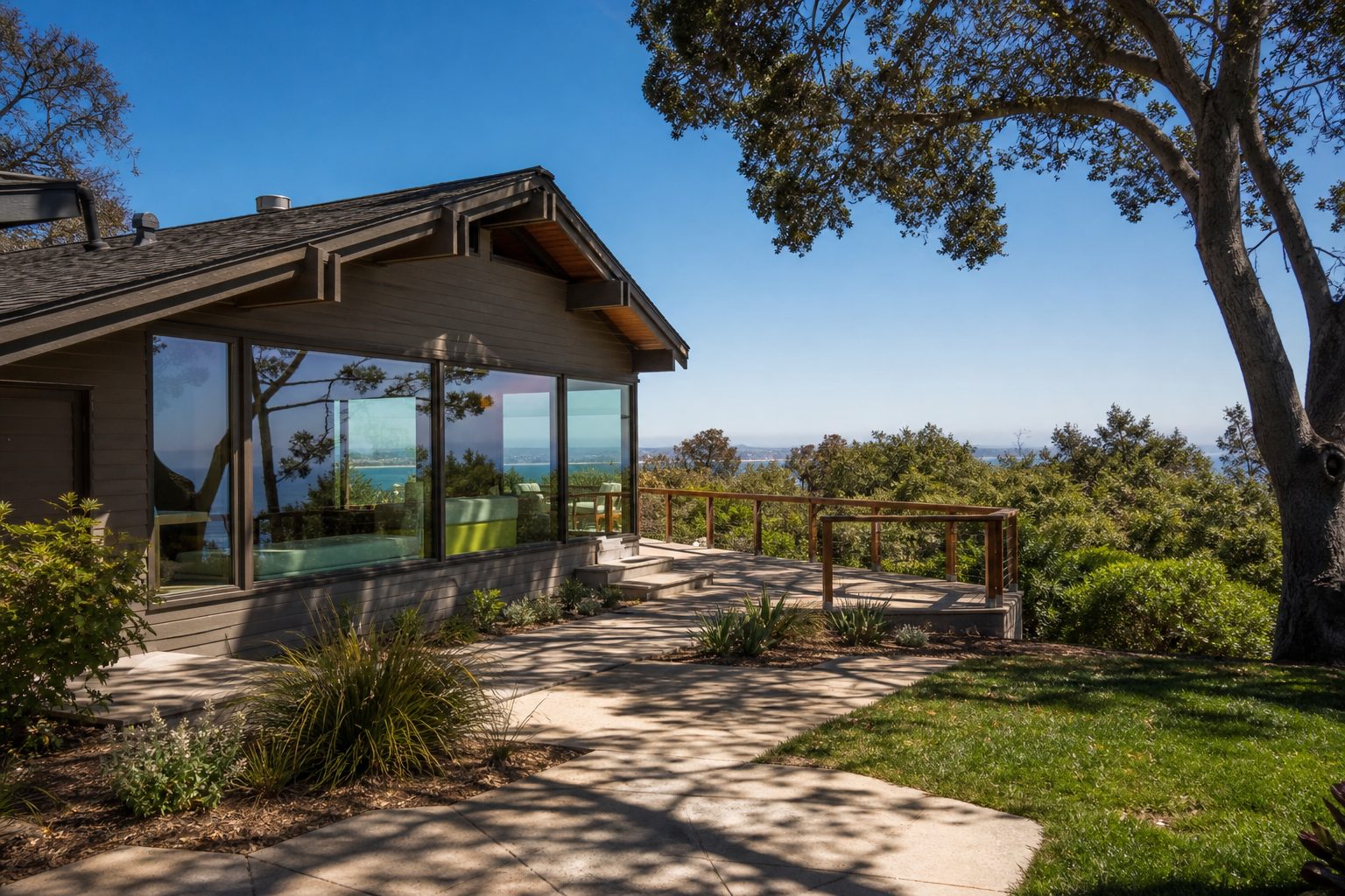 is now a good time to sell a home in Point Loma San Diego in 2026 or should I wait for mortgage rates to drop further before listing — image 2